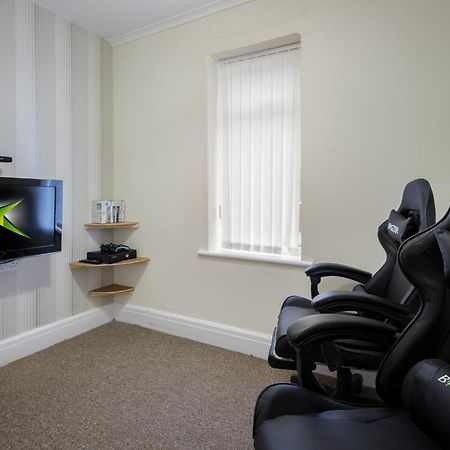 Arnside - Spacious 10-Bedroom Seaside Cottage Blackpool Esterno foto