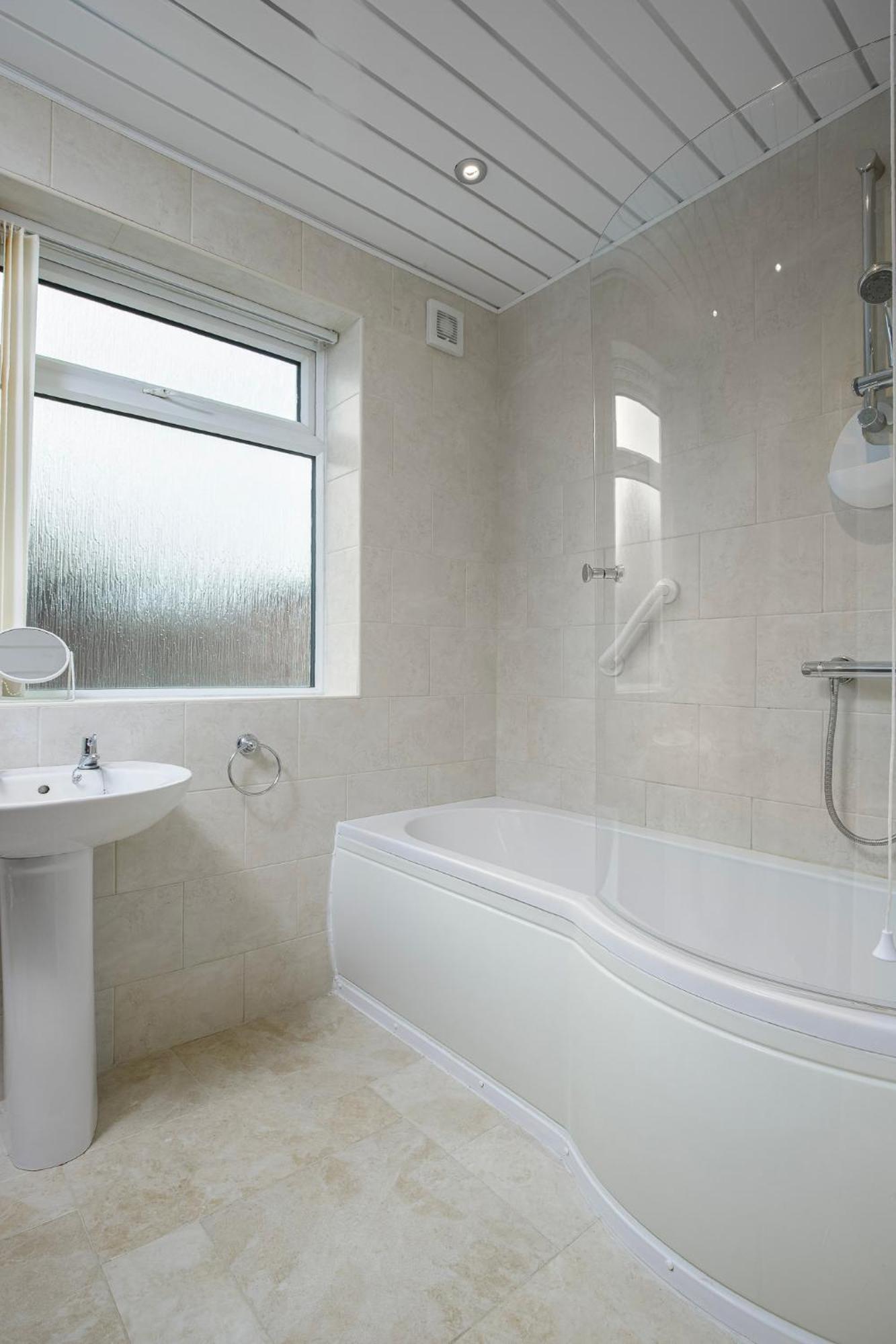 Arnside - Spacious 10-Bedroom Seaside Cottage Blackpool Esterno foto